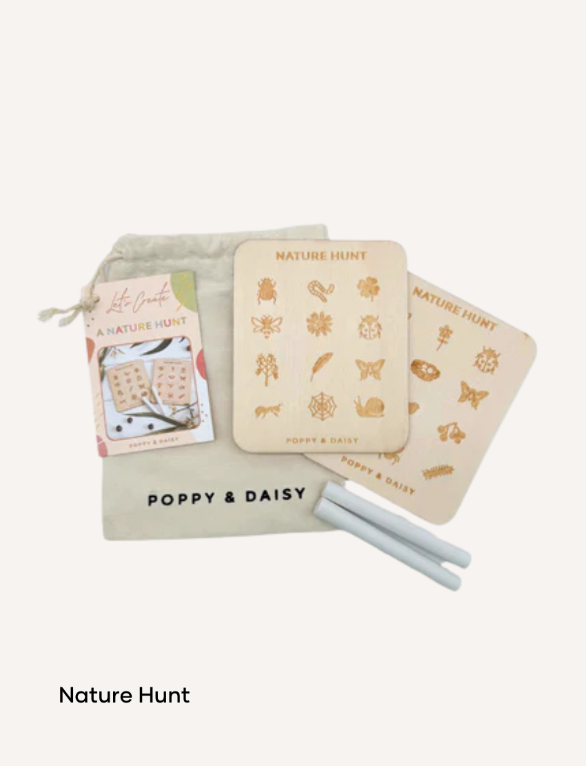 Poppy & Daisy Nature Hunt kit with wooden boards, drawing sticks, and reusable bag.