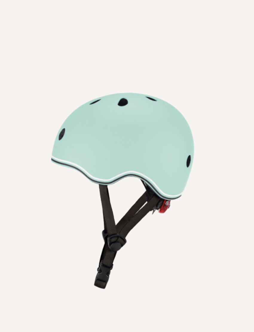 The Globber Kids Helmet with Flashing LED Light, size XS/S (51-55cm), features a robust ABS shell, ventilation holes on top, and adjustable chin straps for enhanced child safety.