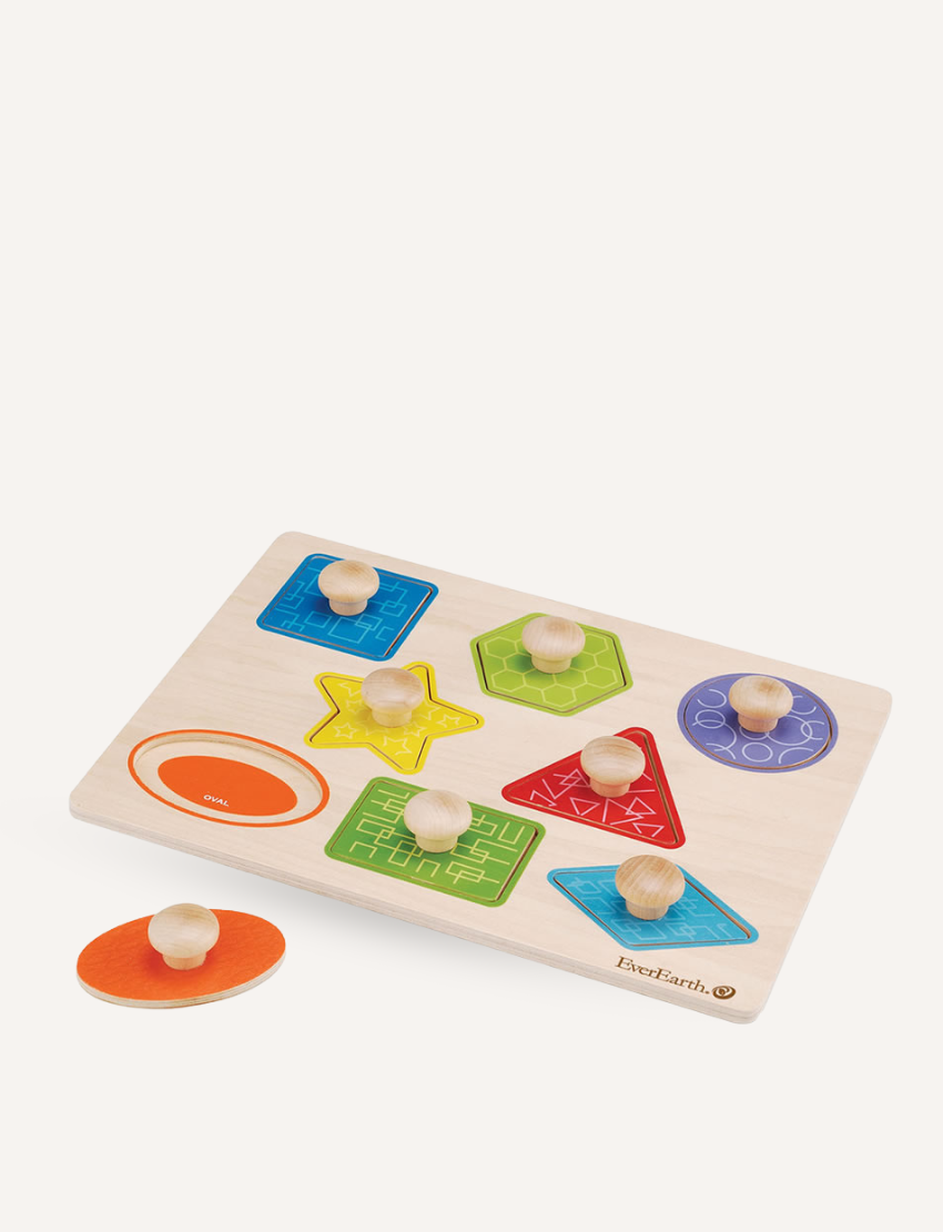 EverEarth wooden shape knob puzzle with colorful geometric shapes and wooden knobs.
