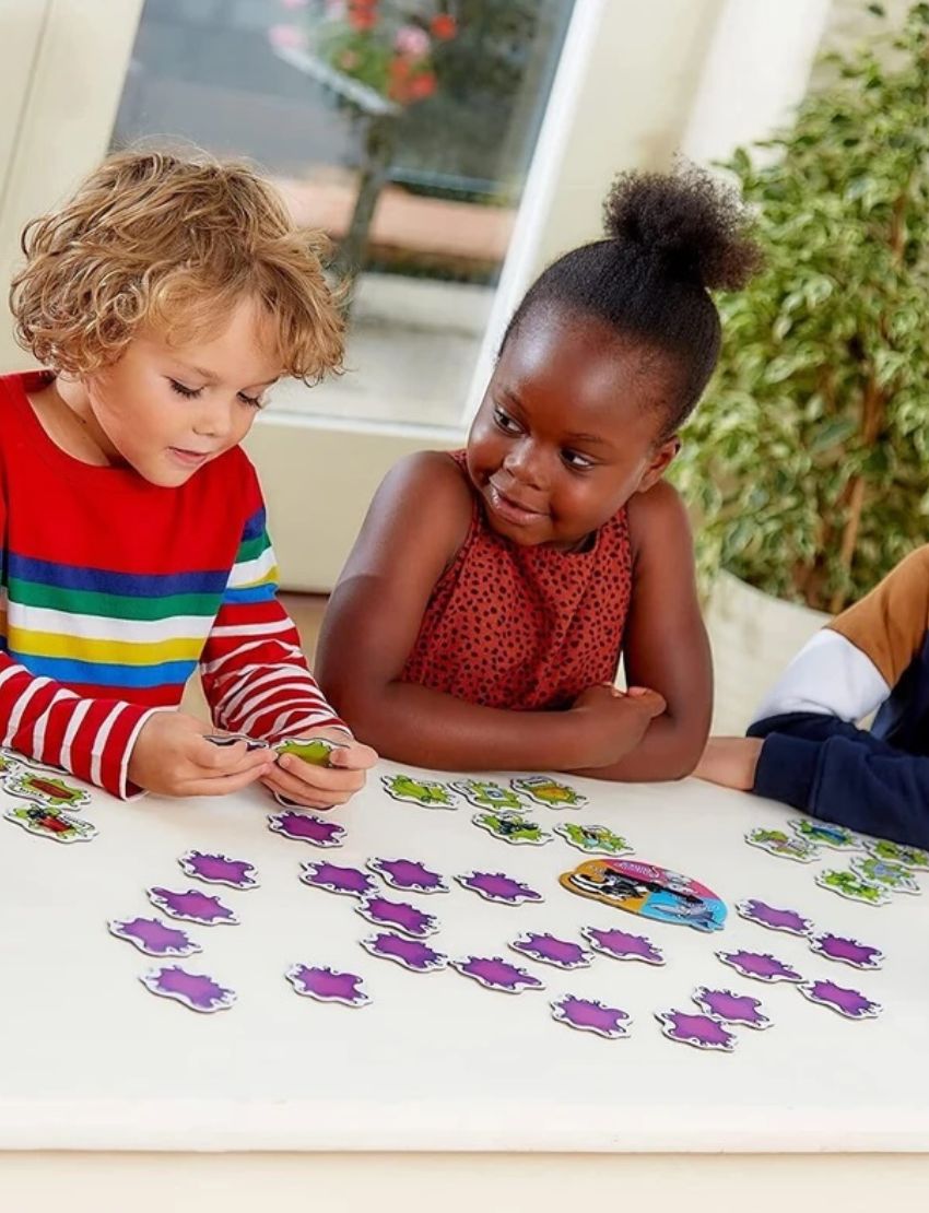 A vibrant Tiger Tribe Jet Racers - Bullseye box displays two foam planes in an action-packed set. The blue surface features arrows, product details, a small parts warning, and an age recommendation of 5-9 years.
